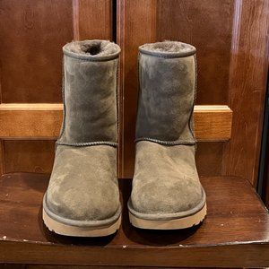 UGG Short Boots, Size 10 Women's